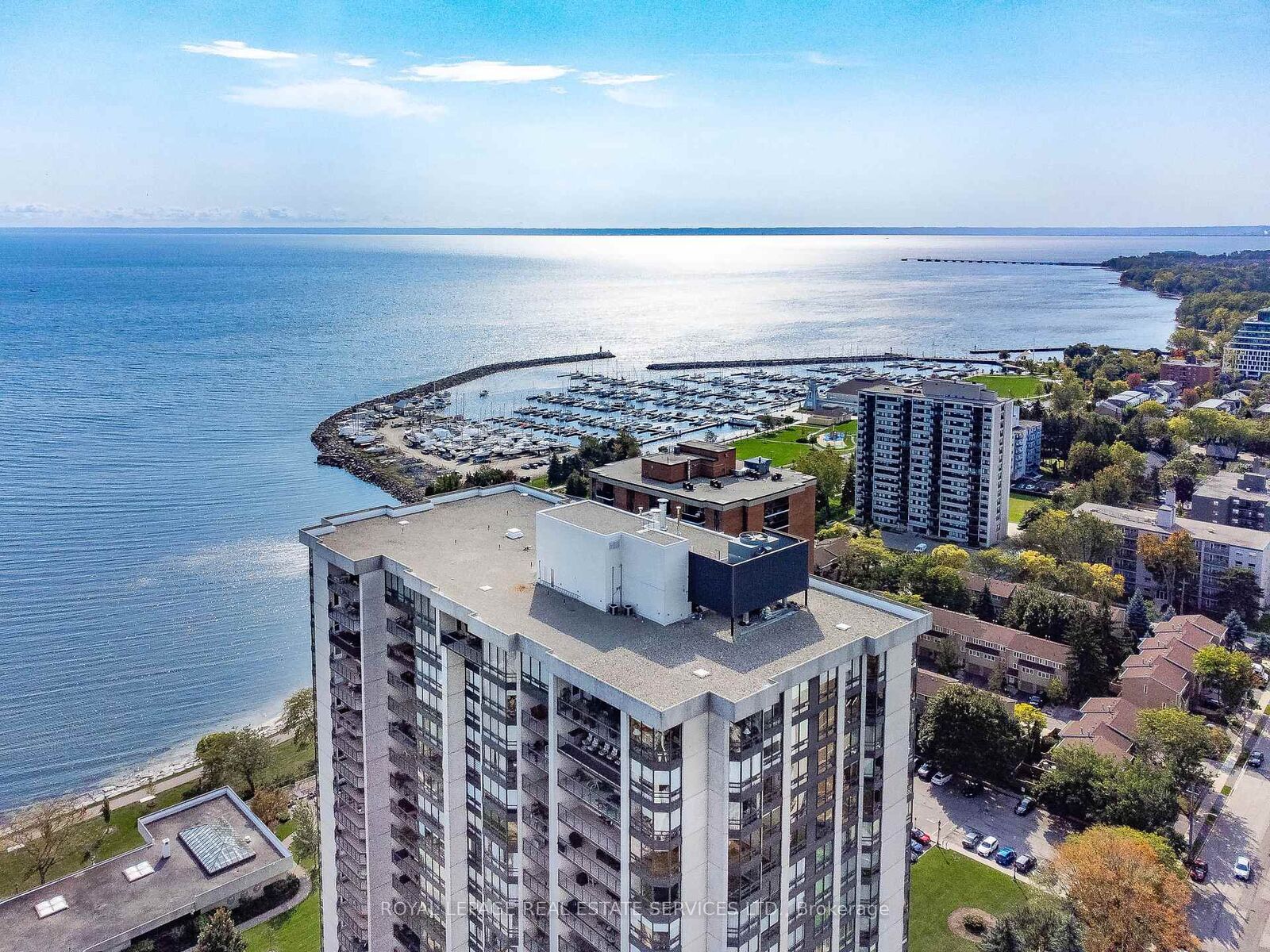 Property Photo: 2180 Marine Drive 1601 ON L6L 5V2