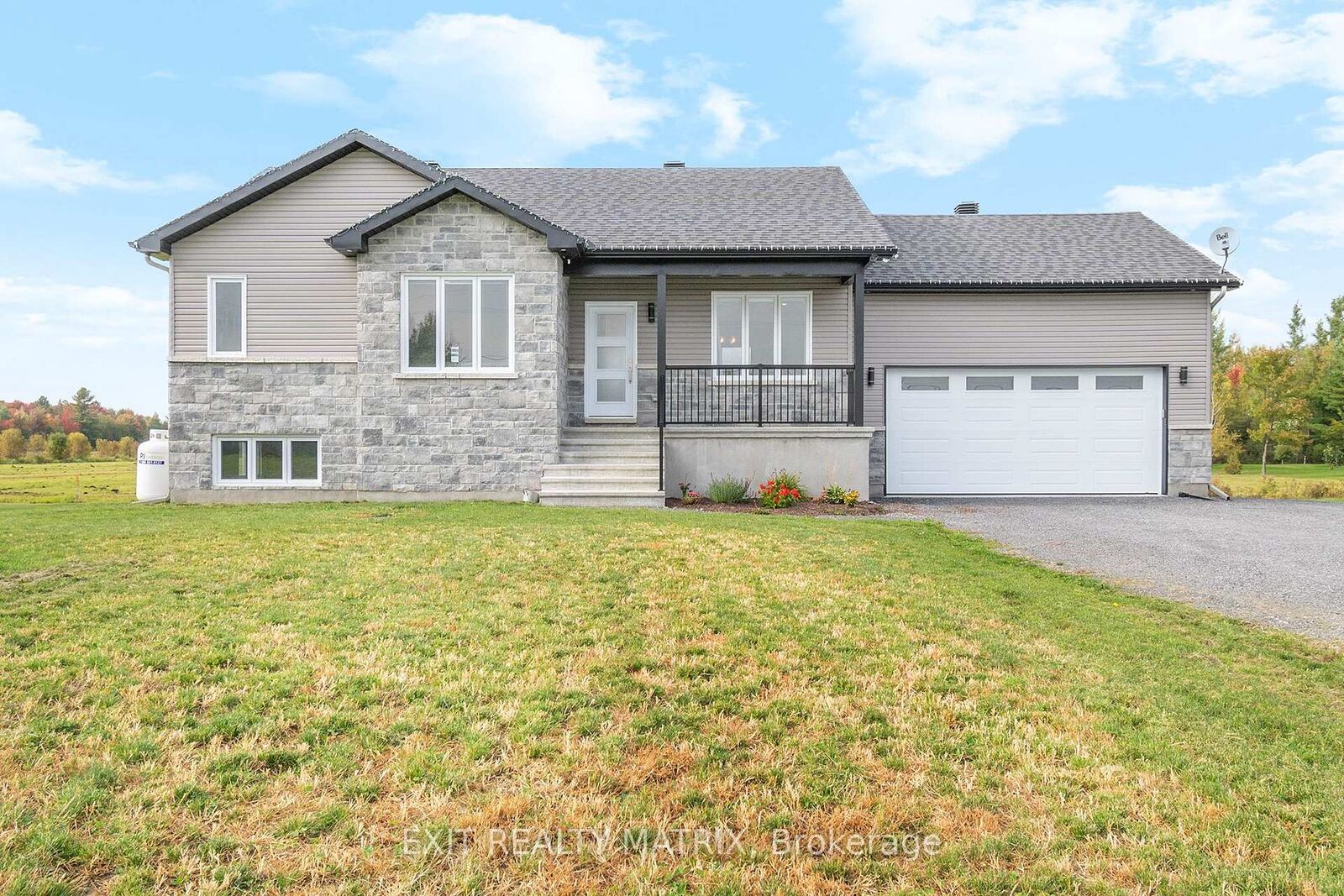 Property Photo: 25 Glenco Road ON K0C 2A0