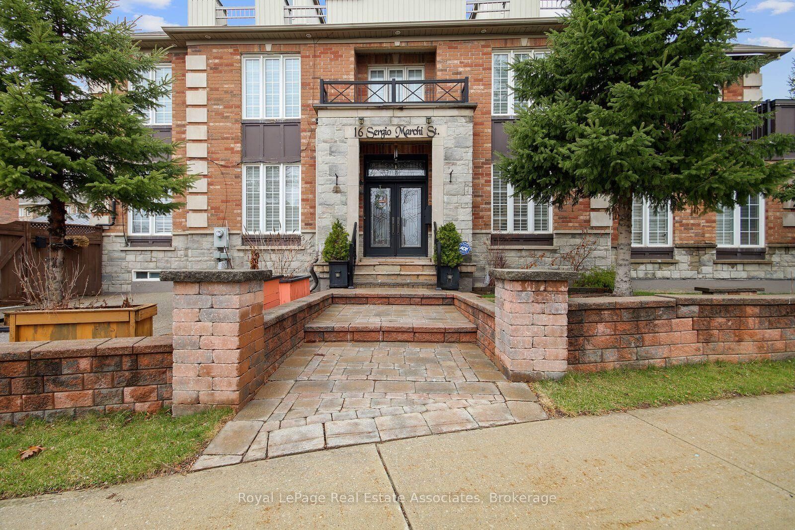 Property Photo:  16 Sergio Marchi Street Lower  ON M3L 0B7 