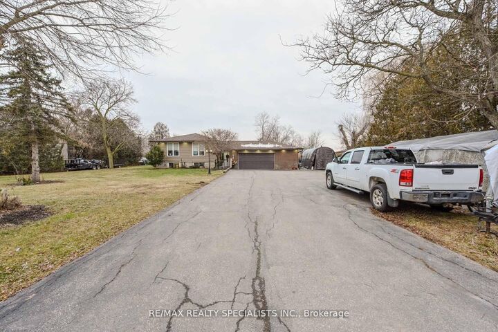 Property Photo: 8136 Hornby Road ON L0P 1E0