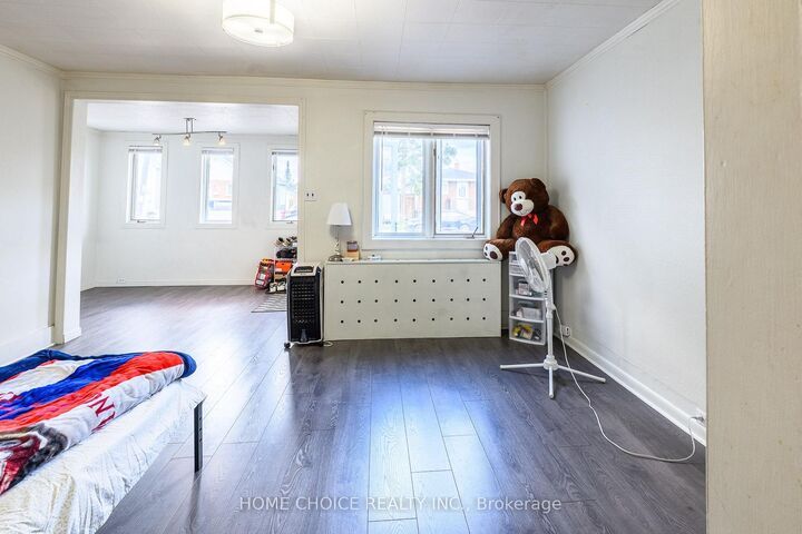 Property Photo: 305 Maple Street N ON P4N 6C2