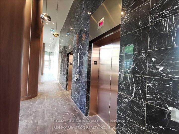 Property Photo: 115 McMahon Drive 1106 ON M2K 0E3