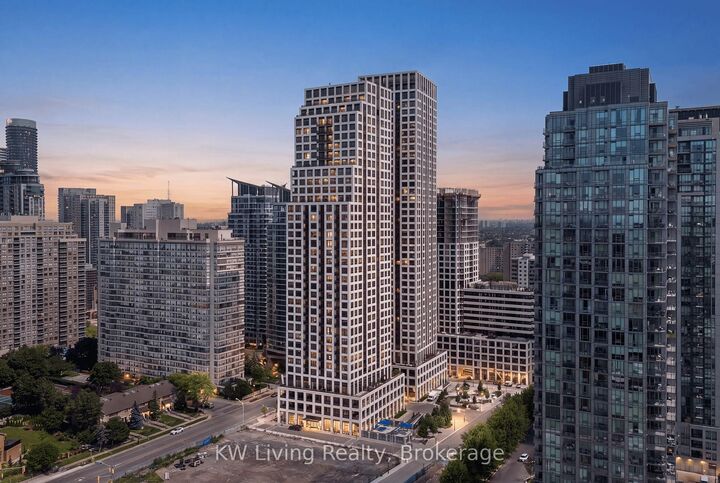 30 Elm Drive W 3502 — photo 1