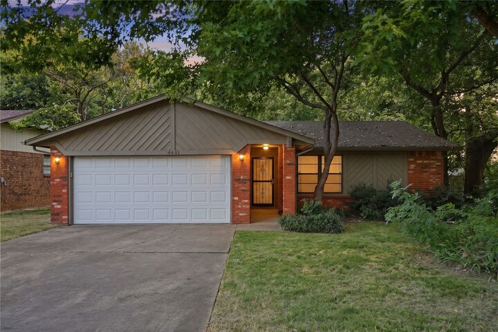 Property Photo:  4401 S 4th Street  OK 74011 