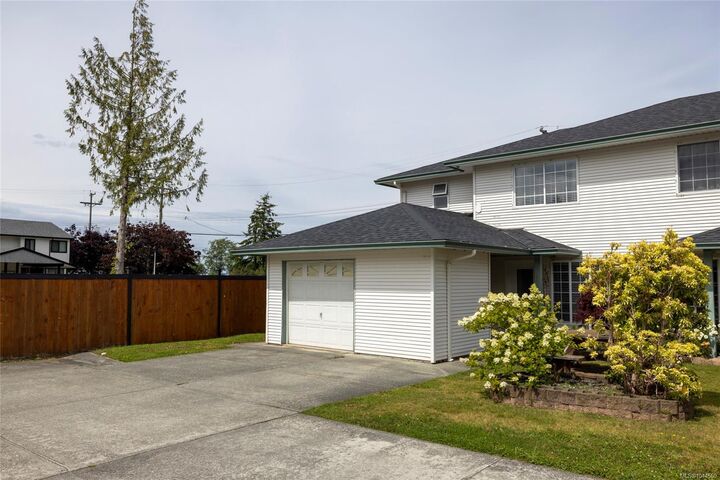 Property Photo: 2553 Kingcome Pl #1 BC V0N 2R0