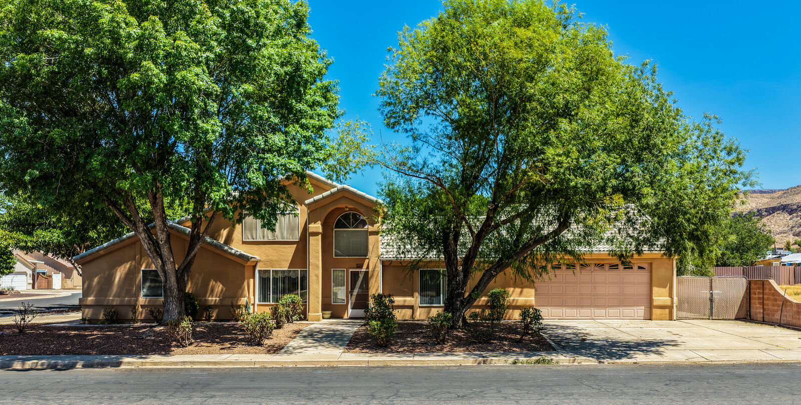 Property Photo: 206 W 170 S UT 84745