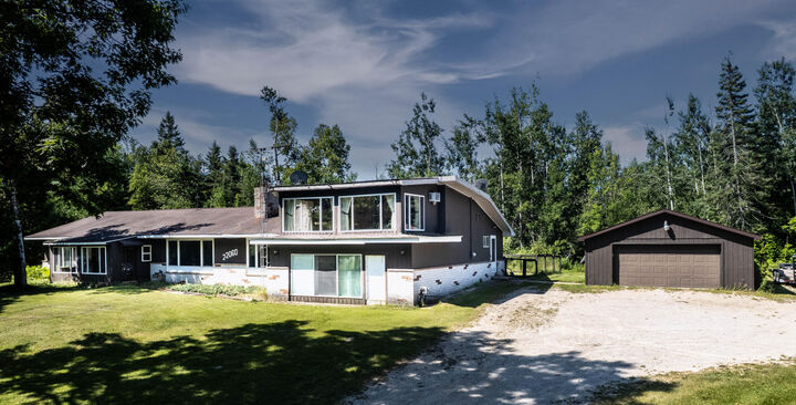 Property Photo: 22060 N U.s. 23 MI 49759