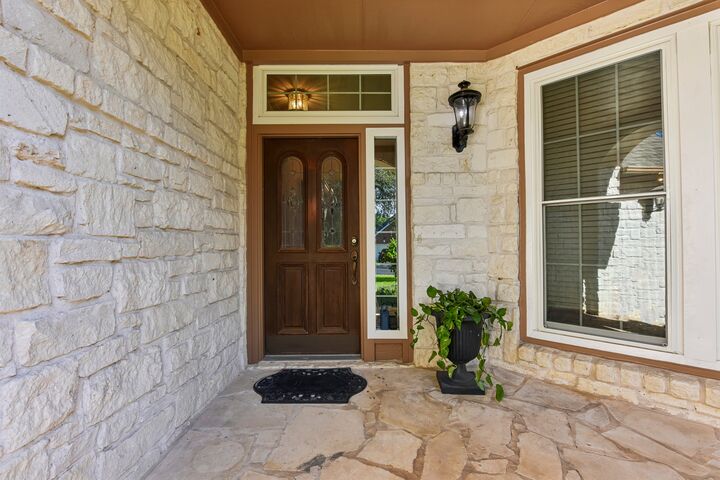 Property Photo:  10020 Majorca Drive  TX 78717 