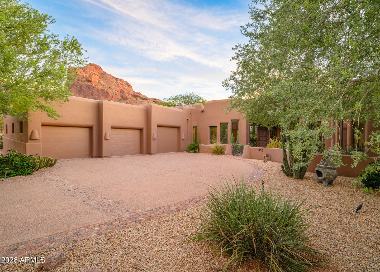 Property Photo:  6050 N 52nd Place  AZ 85253 