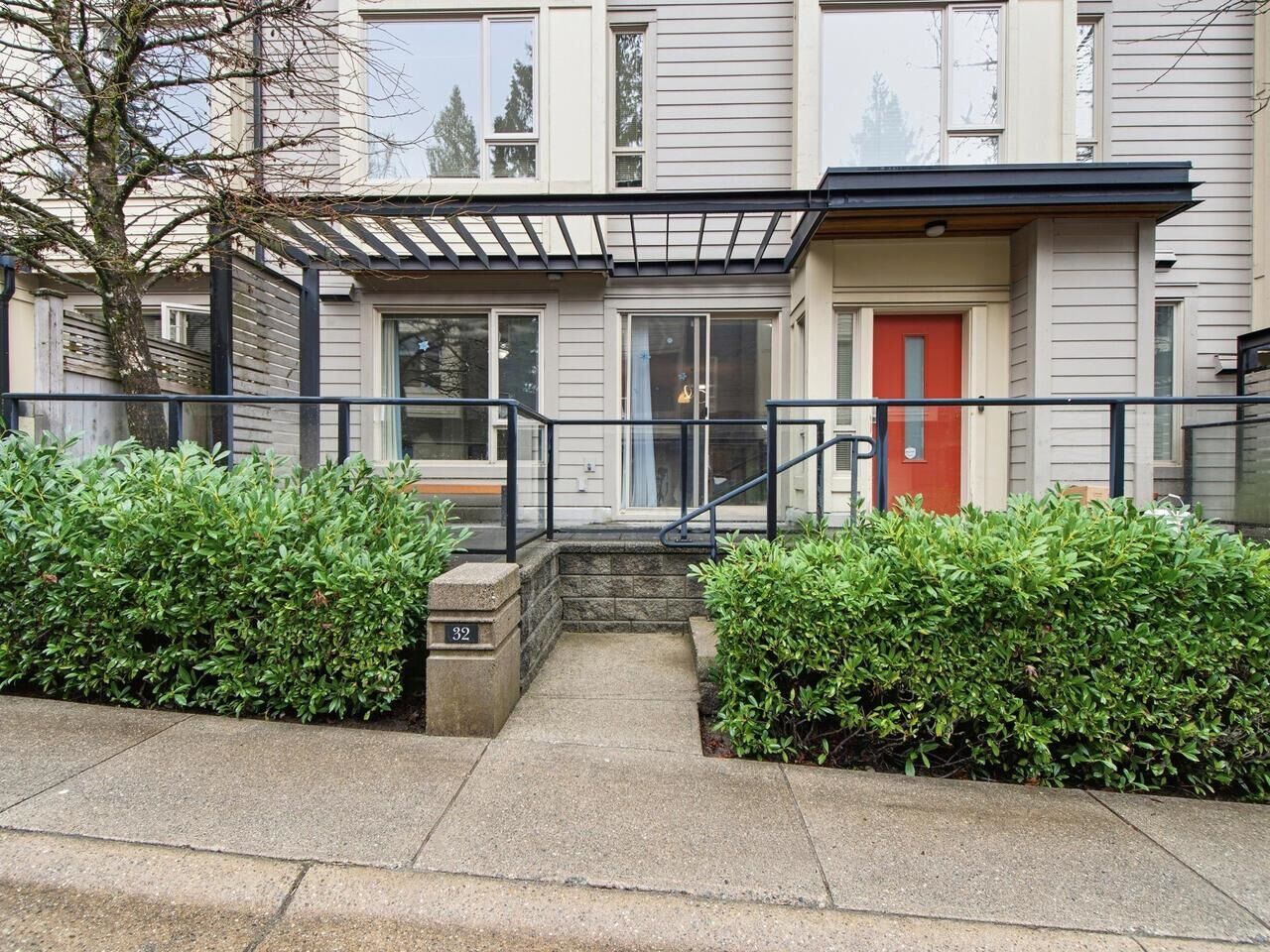 Property Photo:  9229 University Crescent 32  BC V5A 4Z2 
