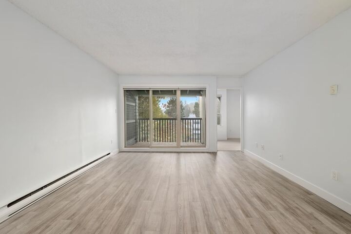 Property Photo: 9857 Manchester Drive 407 BC V3N 4P6
