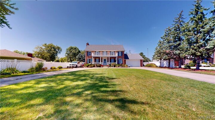 Property Photo:  1370 E River Road  NY 14072 