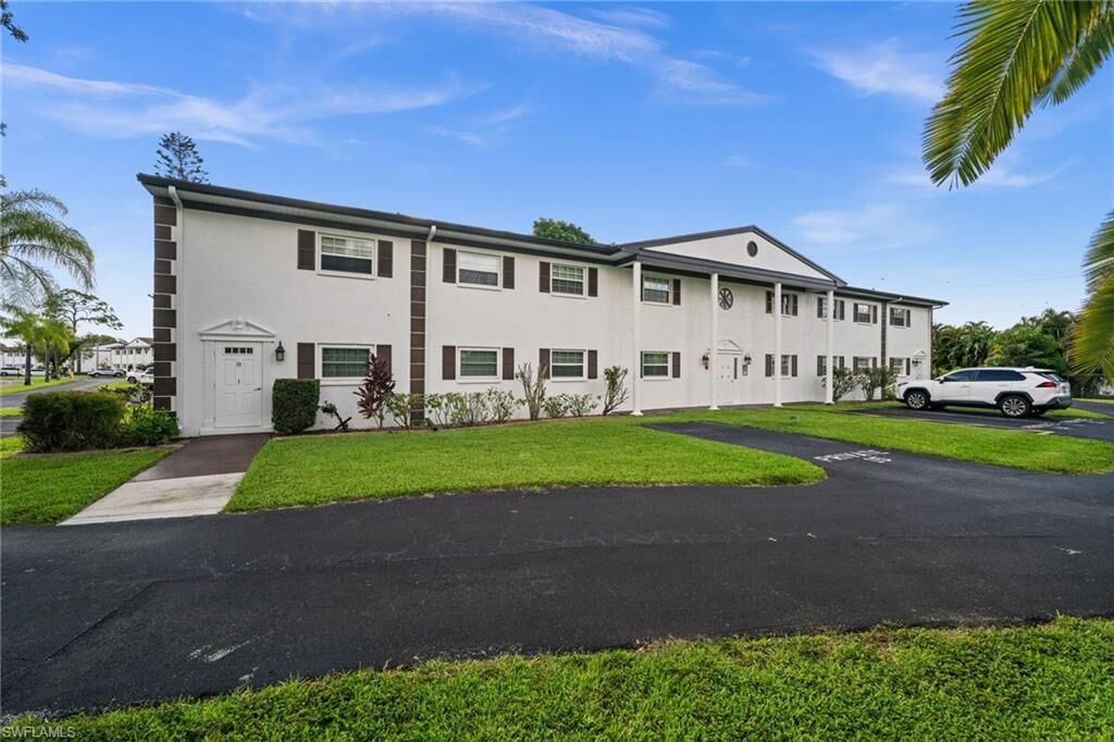 Property Photo: 7001 New Post Dr 3 FL 33917