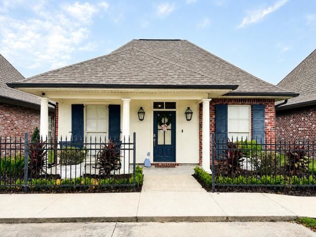 Property Photo:  111 Mill Quarters Drive  LA 70360 