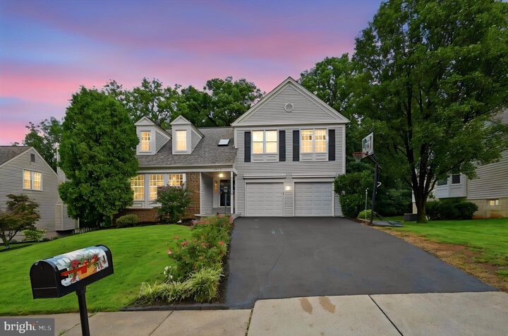 Property Photo: 10212 Winged Elm Circle VA 20110