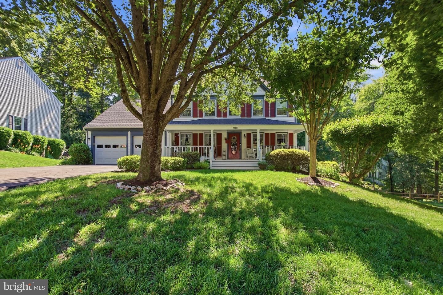 Property Photo: 12207 Knightsbridge Drive VA 22192