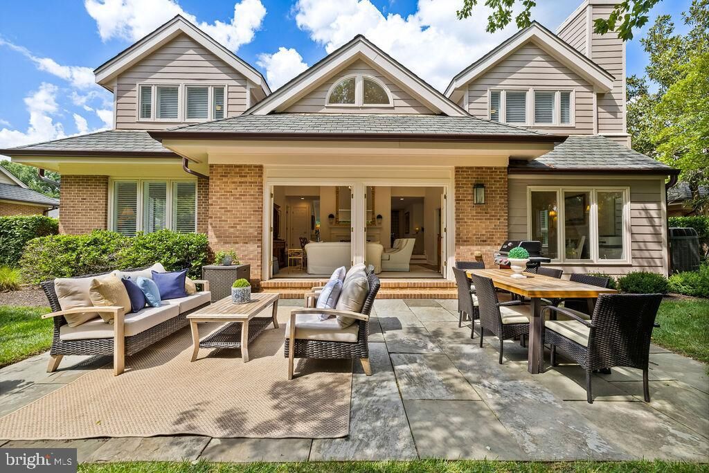 Property Photo: 15 Fieldspring Court MD 21093