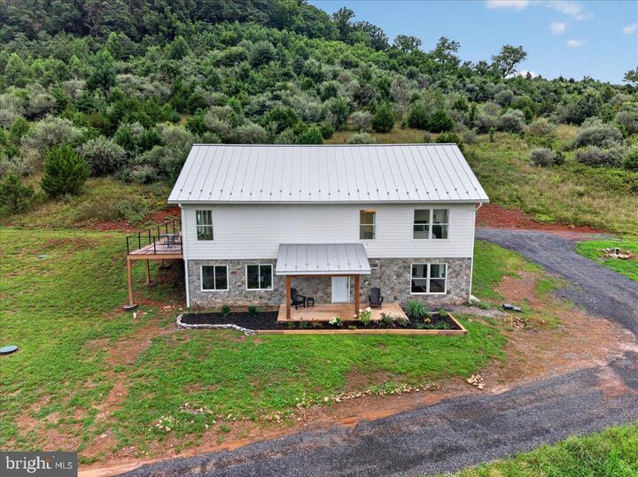 Property Photo:  720 Gooney Manor Loop  VA 22610 
