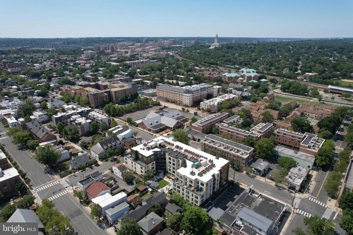 Property Photo:  701 N Henry Street 401  VA 22314 