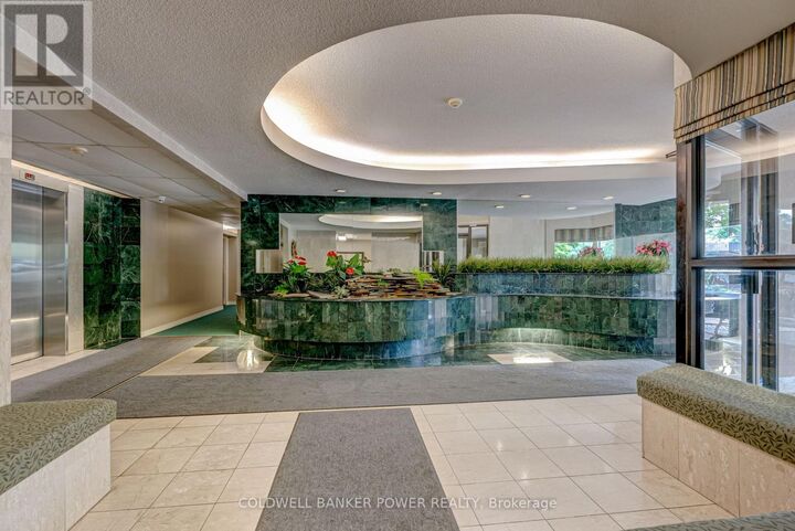 Property Photo:  744 Wonderland Road South 1006  ON N6K 4K3 