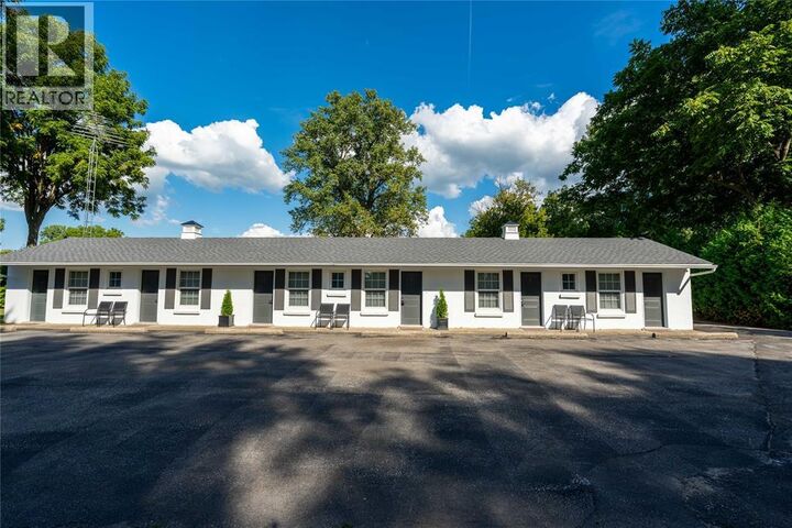 Property Photo:  1738 St Clair Parkway South  ON N0N 1H0 