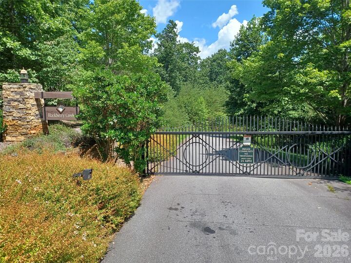 Property Photo: 31 Hull Avenue NC 28761