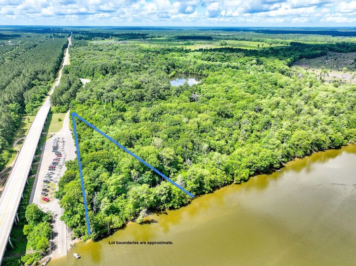 Property Photo: 7889 Highway 41 SC 29453