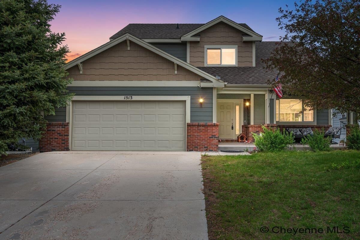 Property Photo:  1513 Sunny Hill  WY 82001 