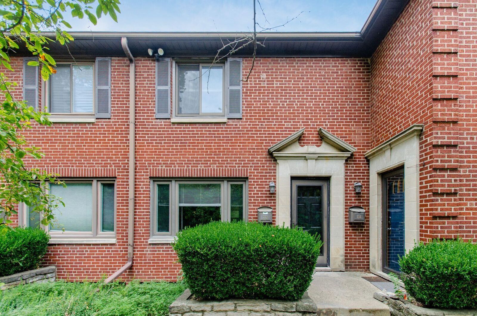 Property Photo: 712 Overbrook Drive OH 43214