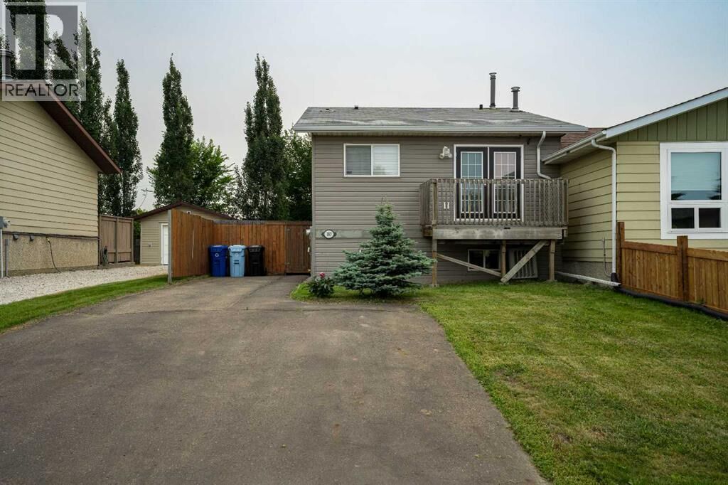 Property Photo:  183 Cochrane Crescent  AB T9H 1K1 
