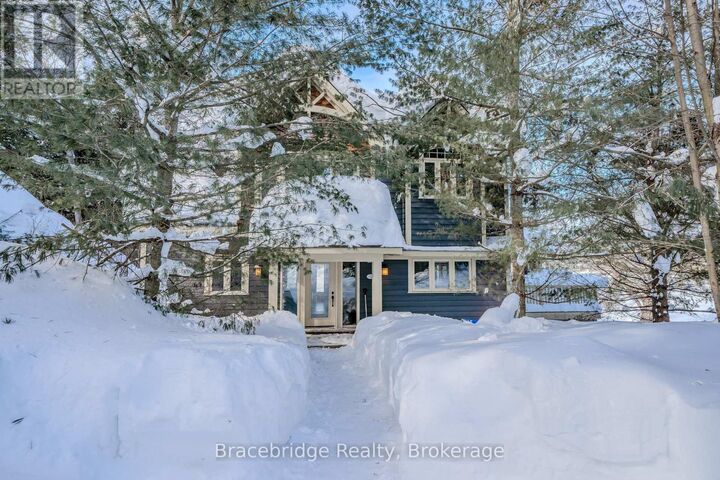 Property Photo: 3876 Muskoka Rd 118 Highway West ON P0B 1J0