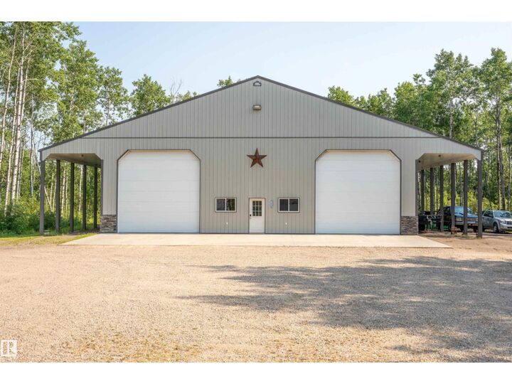 Property Photo:  63320 Rge Rd 435  AB T9M 1P3 