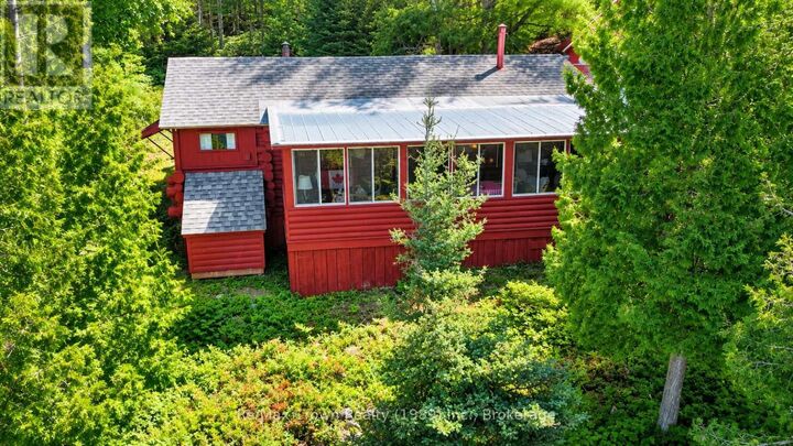 Property Photo: 32 Arnold Drive ON P0H 2K0