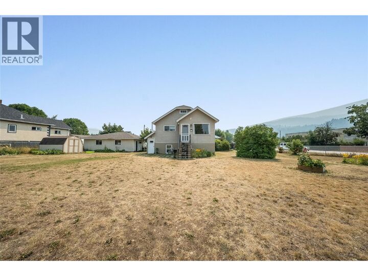 Property Photo:  714 2nd Street  BC V1N 1Y8 