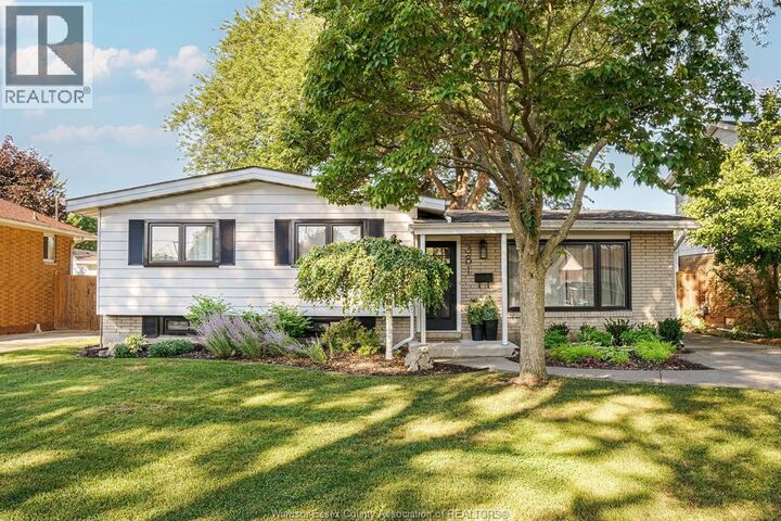 Property Photo:  381 Watson  ON N8S 3S3 