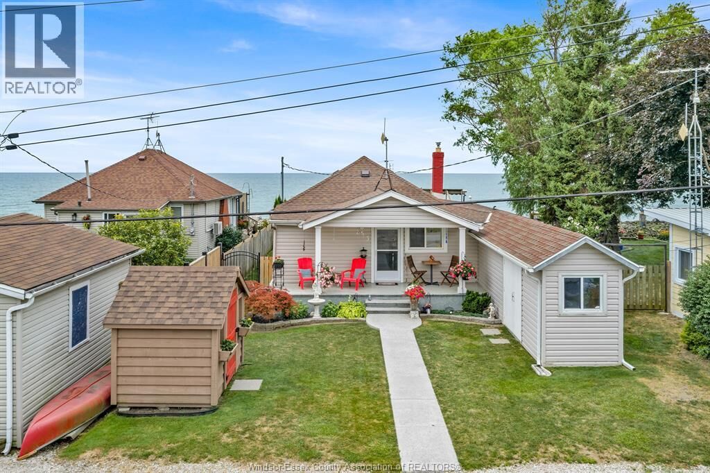 Property Photo: 813 Erie Shores Drive ON N0R 1G0