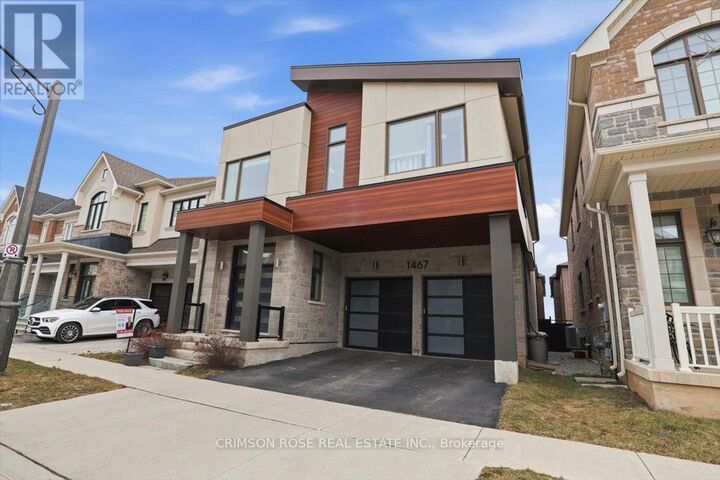 Property Photo: 1467 Everest Crescent ON L6H 3S4