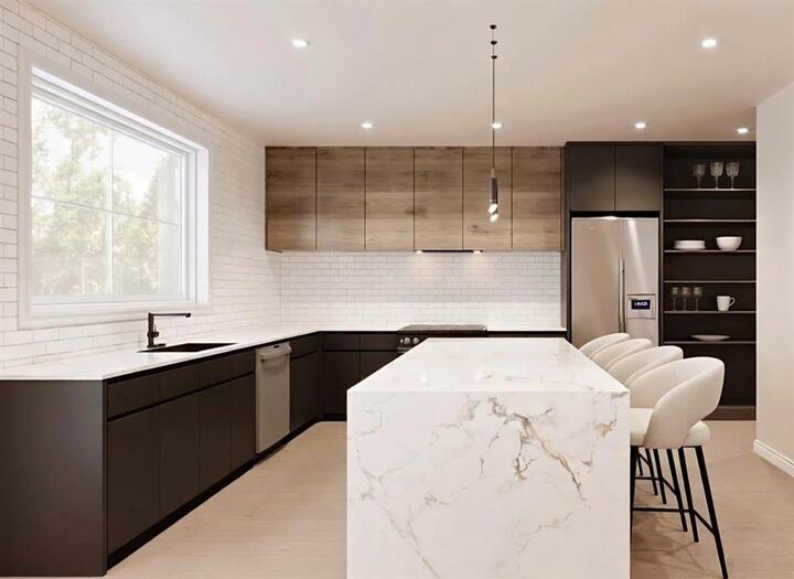 Property Photo: 5 Grove Crescent MB R4H 1A2