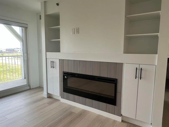 Property Photo: 235 Bridgeland Drive MB R3Y 0H4