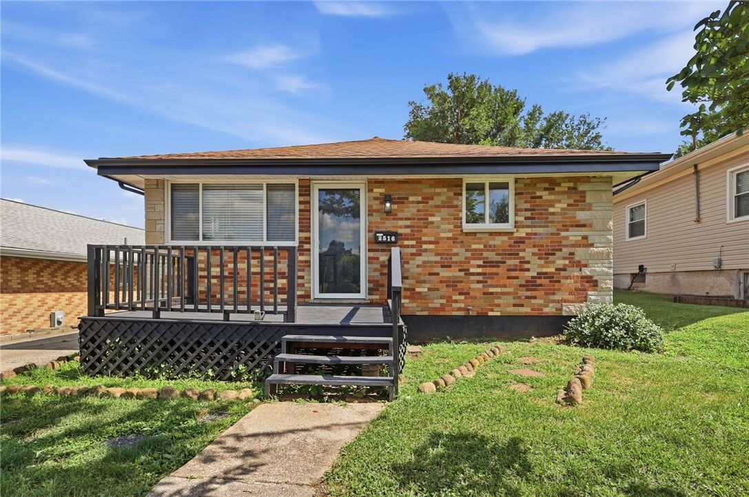 Property Photo:  2516 Ontario Avenue  OH 45414 