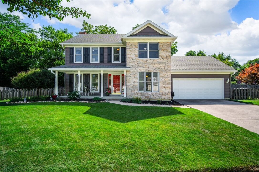 Property Photo:  335 Kingsfield Court  OH 45387 