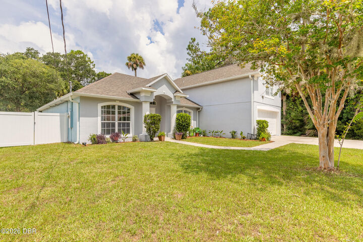 Property Photo: 28 Pillory Lane FL 32164