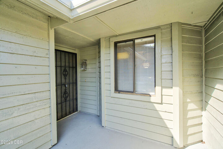 Property Photo: 222 Deer Lake Circle FL 32174