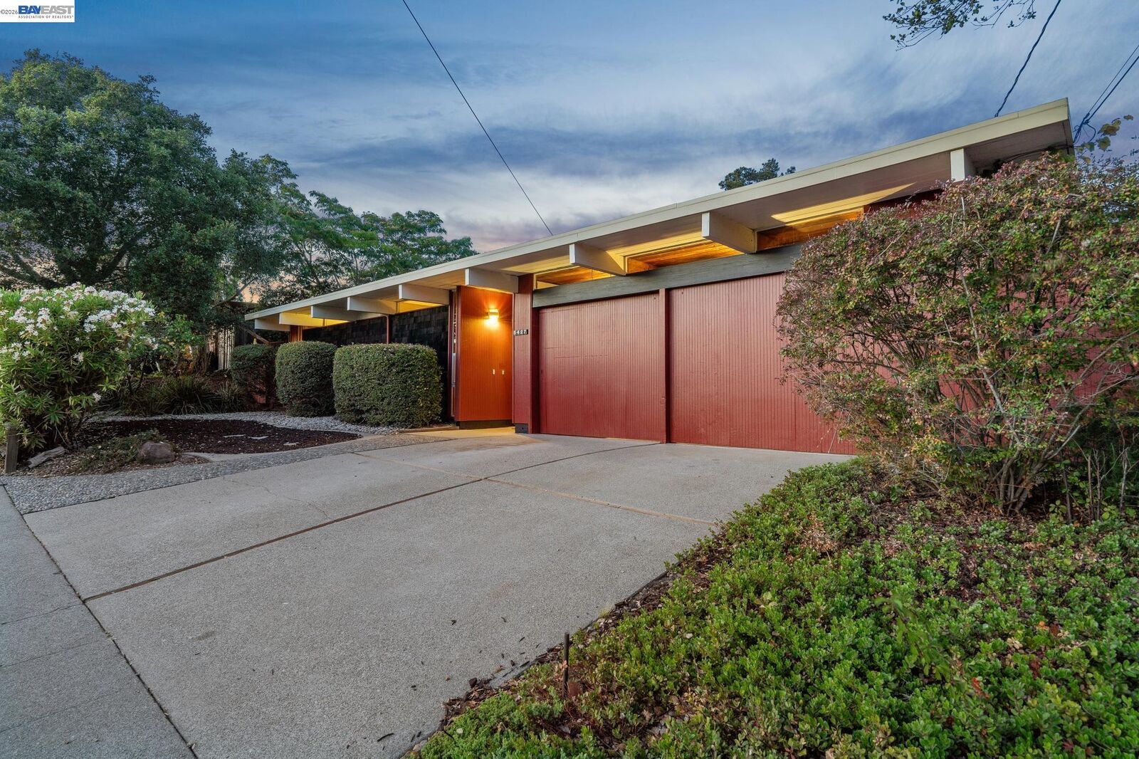 Property Photo: 5427 Greenridge Rd CA 94552