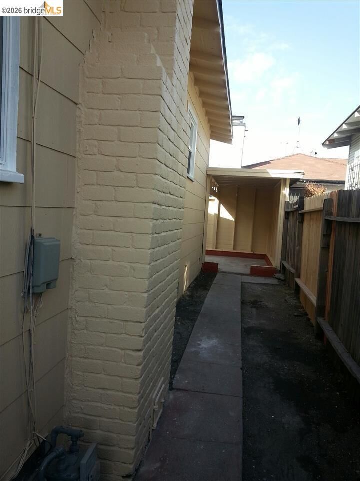 Property Photo: 2539 78th CA 94605