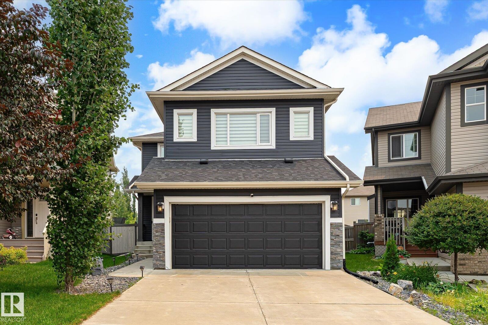 Property Photo:  757 173B Street SW  AB T6W 0M9 