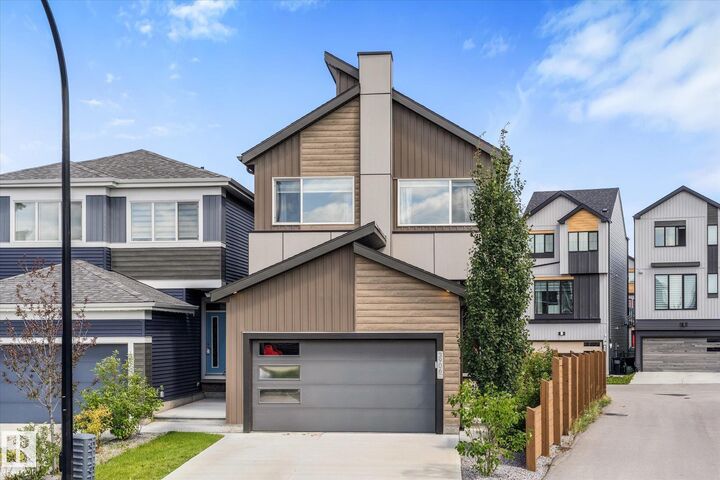 Property Photo:  3906 5 Avenue SW  AB T6X 2X8 