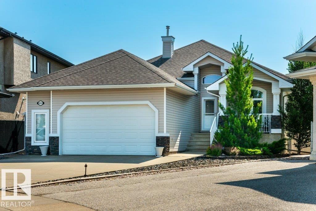 Property Photo:  16103 72 Street NW  AB T5Z 3T7 