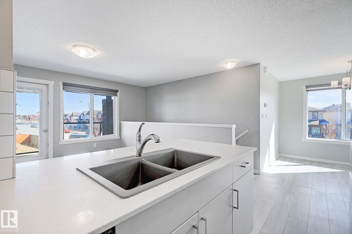 Property Photo:  1530 Tamarack Boulevard NW  AB T6T 2E6 