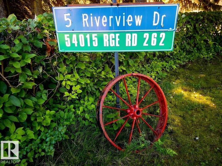 Property Photo: 54015 Rge Road 262 5 AB T8T 0A4
